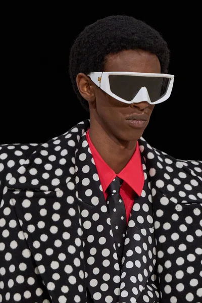 Look 56